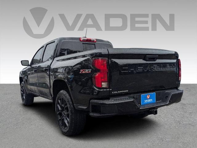 2025 Chevrolet Colorado Vehicle Photo in BRUNSWICK, GA 31525-1881