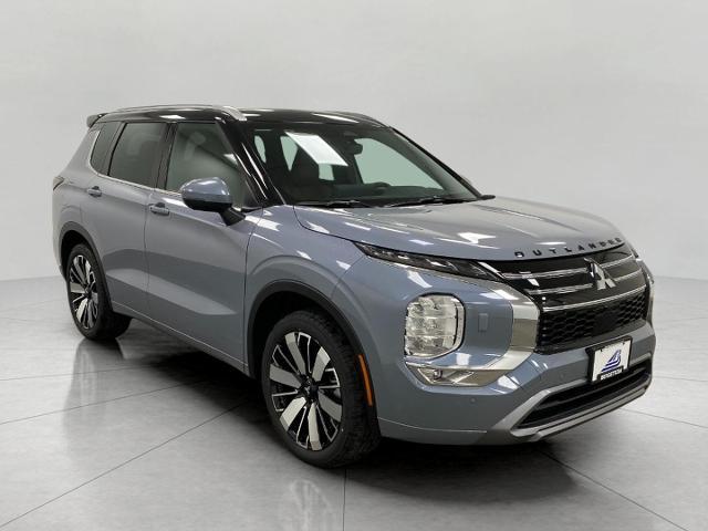 2025 Mitsubishi Outlander SEL photo 2