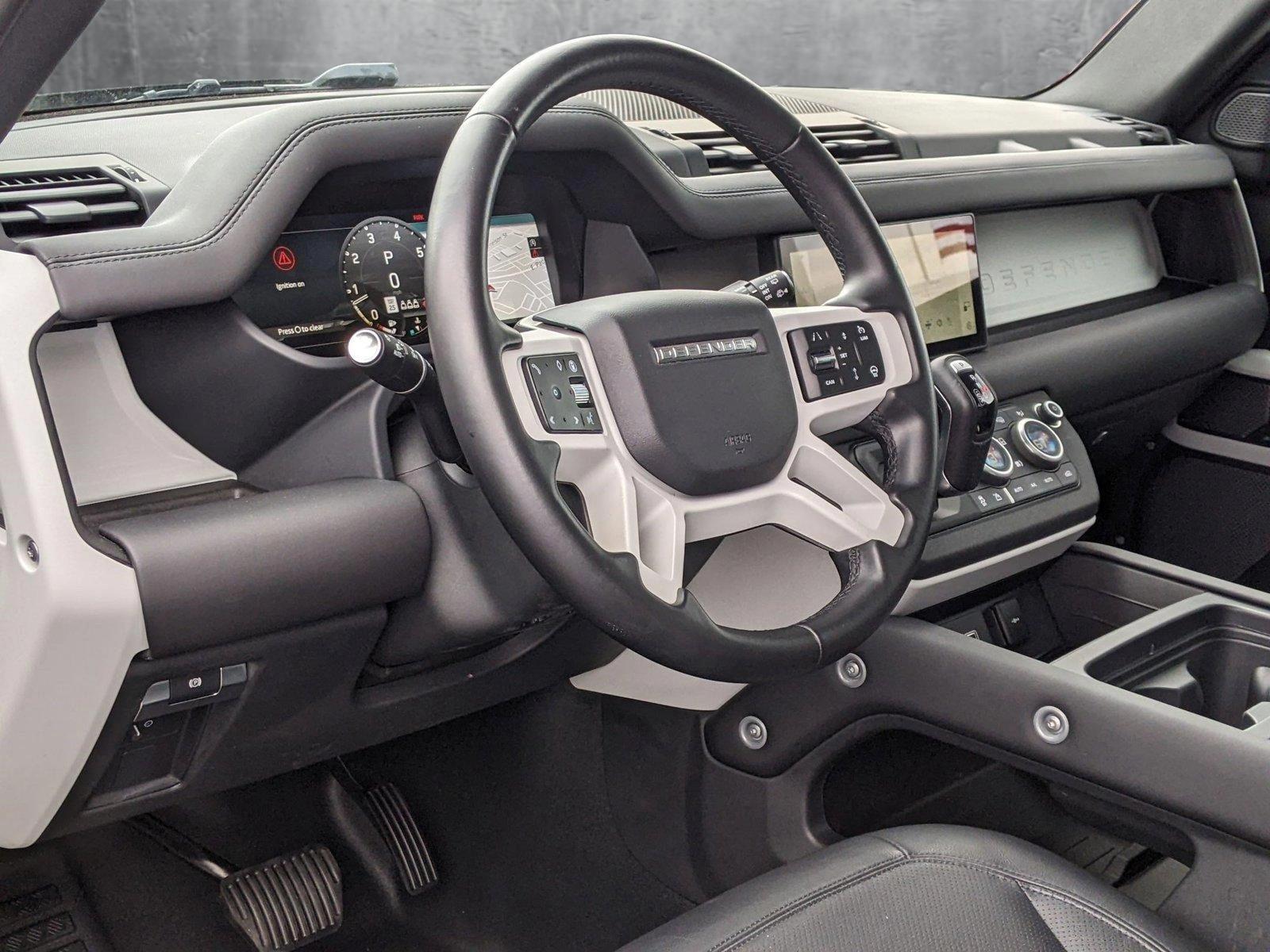 2024 Land Rover Defender Vehicle Photo in TIMONIUM, MD 21093-2300
