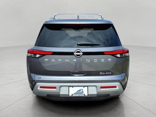 2025 Nissan Pathfinder Vehicle Photo in Oshkosh, WI 54904