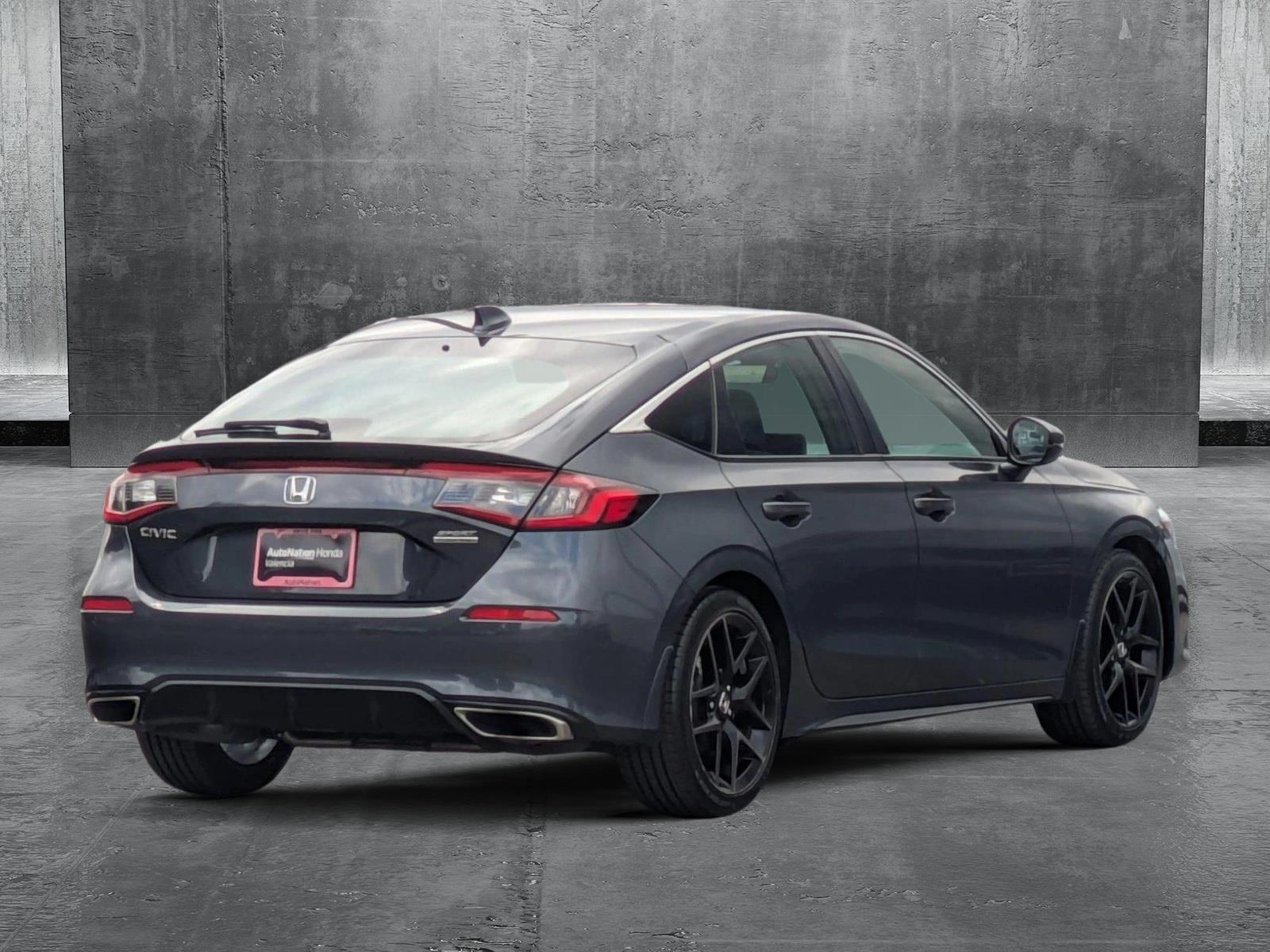 2022 Honda Civic Hatchback Vehicle Photo in Valencia, CA 91355-1794