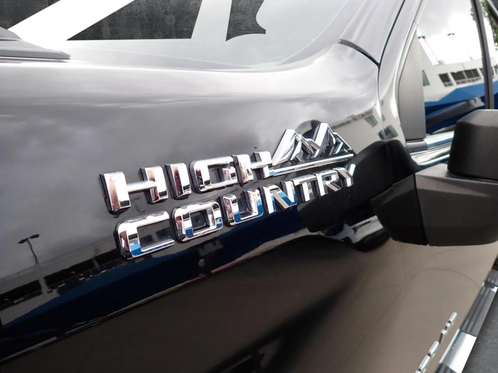 2020 Chevrolet Silverado 2500 HD Vehicle Photo in DENVER, CO 80221-3610