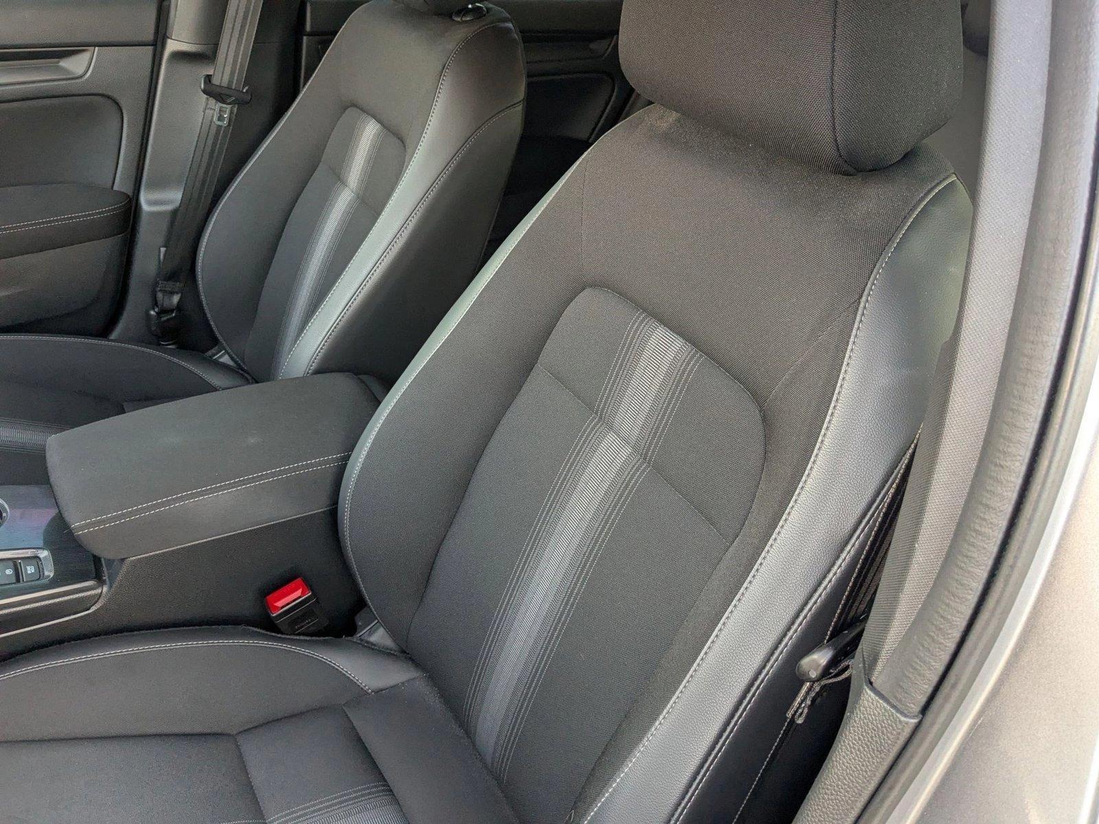 2023 Honda Civic Hatchback Vehicle Photo in PEMBROKE PINES, FL 33024-6534