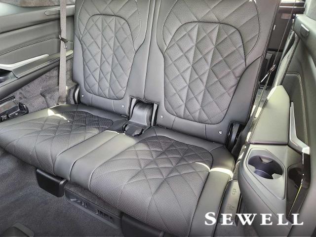 2026 BMW X7 xDrive40i Vehicle Photo in PLANO, TX 75024