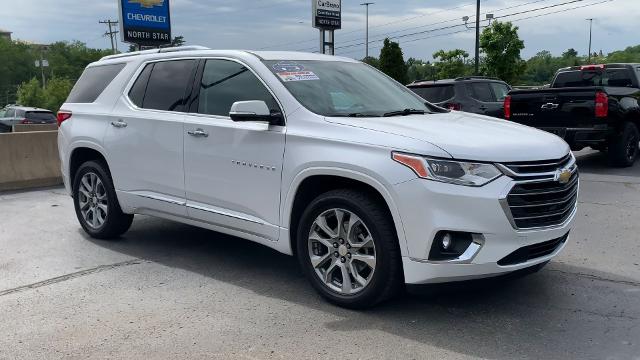 2019 Chevrolet Traverse Vehicle Photo in MOON TOWNSHIP, PA 15108-2571