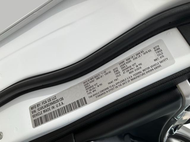 2022 Jeep Grand Cherokee L Vehicle Photo in Kaukauna, WI 54130