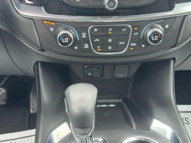 2023 Chevrolet Traverse Vehicle Photo in COLUMBIA, MO 65203-3903