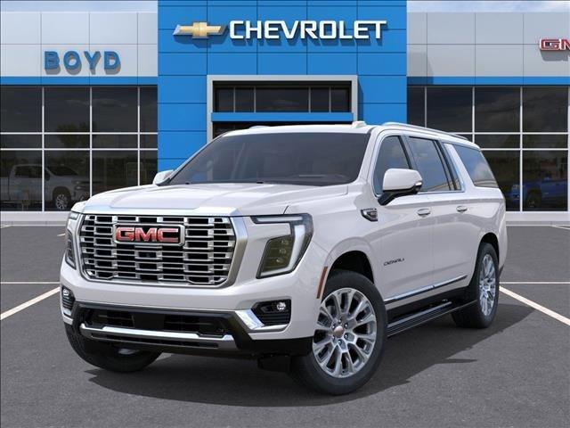 2025 GMC Yukon XL Vehicle Photo in EMPORIA, VA 23847-1235