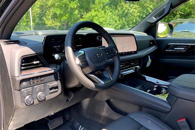 2025 Chevrolet Suburban Vehicle Photo in KANSAS CITY, MO 64114-4502