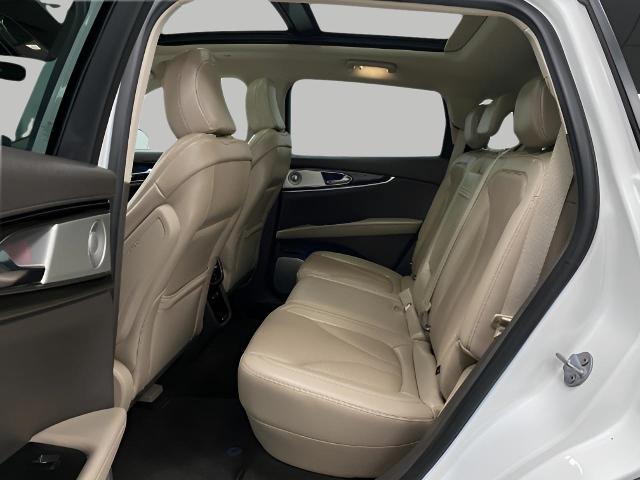 2022 Lincoln Nautilus Vehicle Photo in Appleton, WI 54913