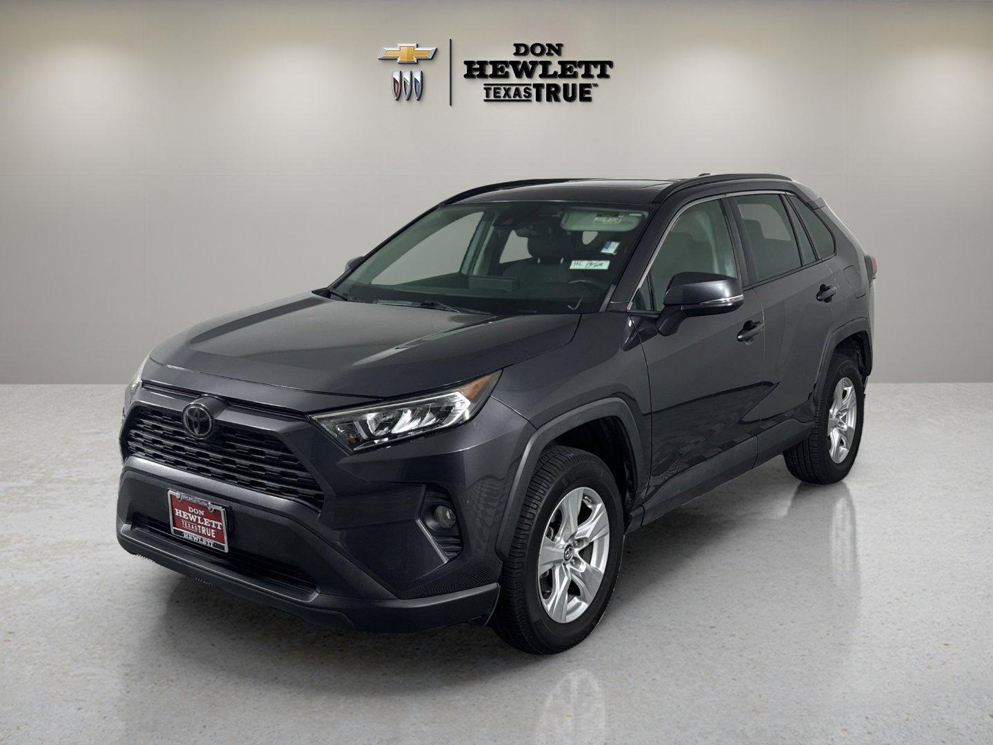 2019 Toyota RAV4 Vehicle Photo in GEORGETOWN, TX 78626-7508