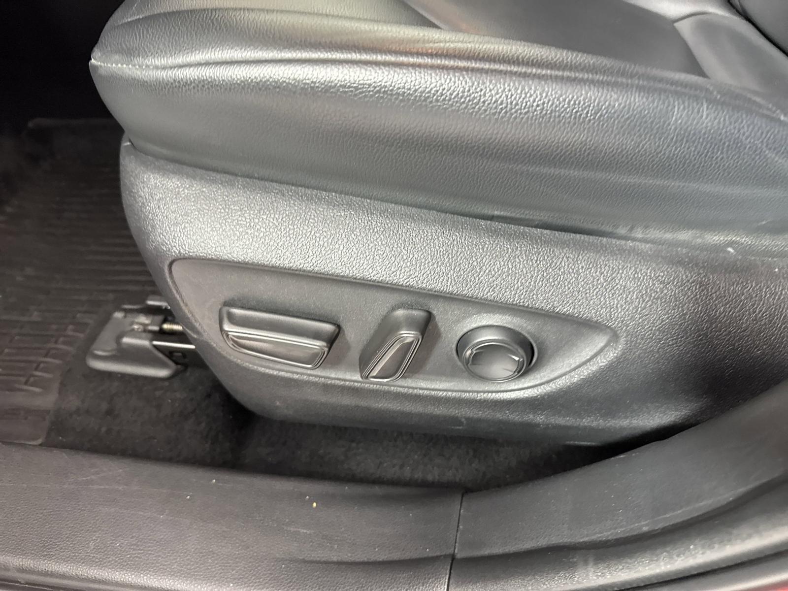 2022 Toyota Highlander Vehicle Photo in Georgetown, TX 78626
