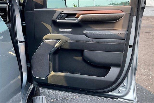 2024 GMC Sierra 1500 Vehicle Photo in INDEPENDENCE, MO 64055-1314