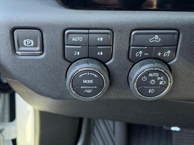 2026 Chevrolet Silverado 1500 Vehicle Photo in COLUMBIA, MO 65203-3903