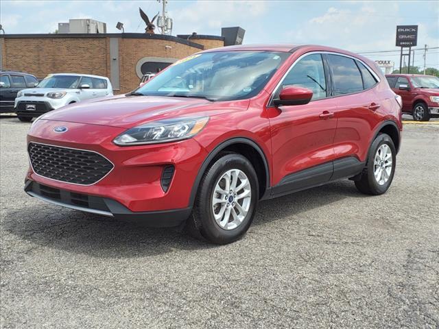 2021 Ford Escape SE photo 3