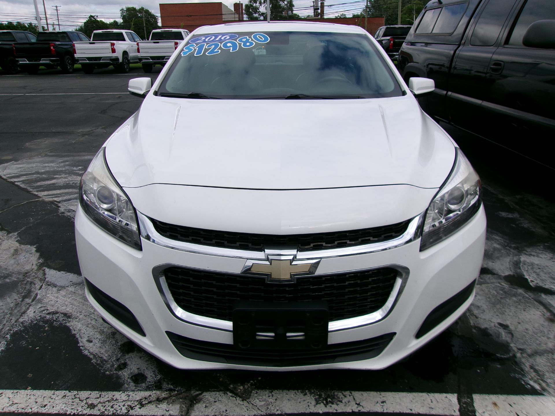 Used 2016 Chevrolet Malibu Limited 1LT with VIN 1G11C5SA0GF158000 for sale in Warren, MI