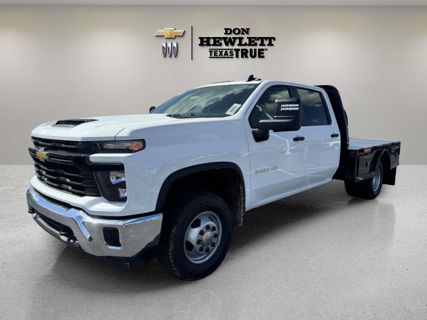 2024 Chevrolet Silverado 3500 HD Chassis Cab Vehicle Photo in GEORGETOWN, TX 78626-7508