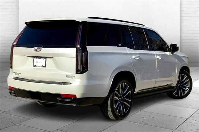 2023 Cadillac Escalade Vehicle Photo in KANSAS CITY, MO 64114-4545