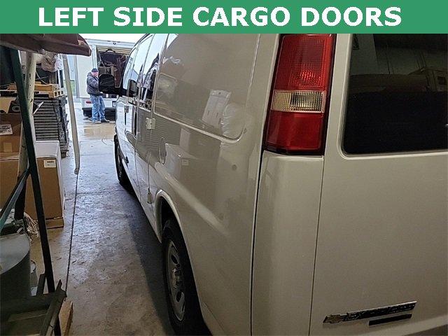 2013 Chevrolet Express Cargo Van Vehicle Photo in SAUK CITY, WI 53583-1301