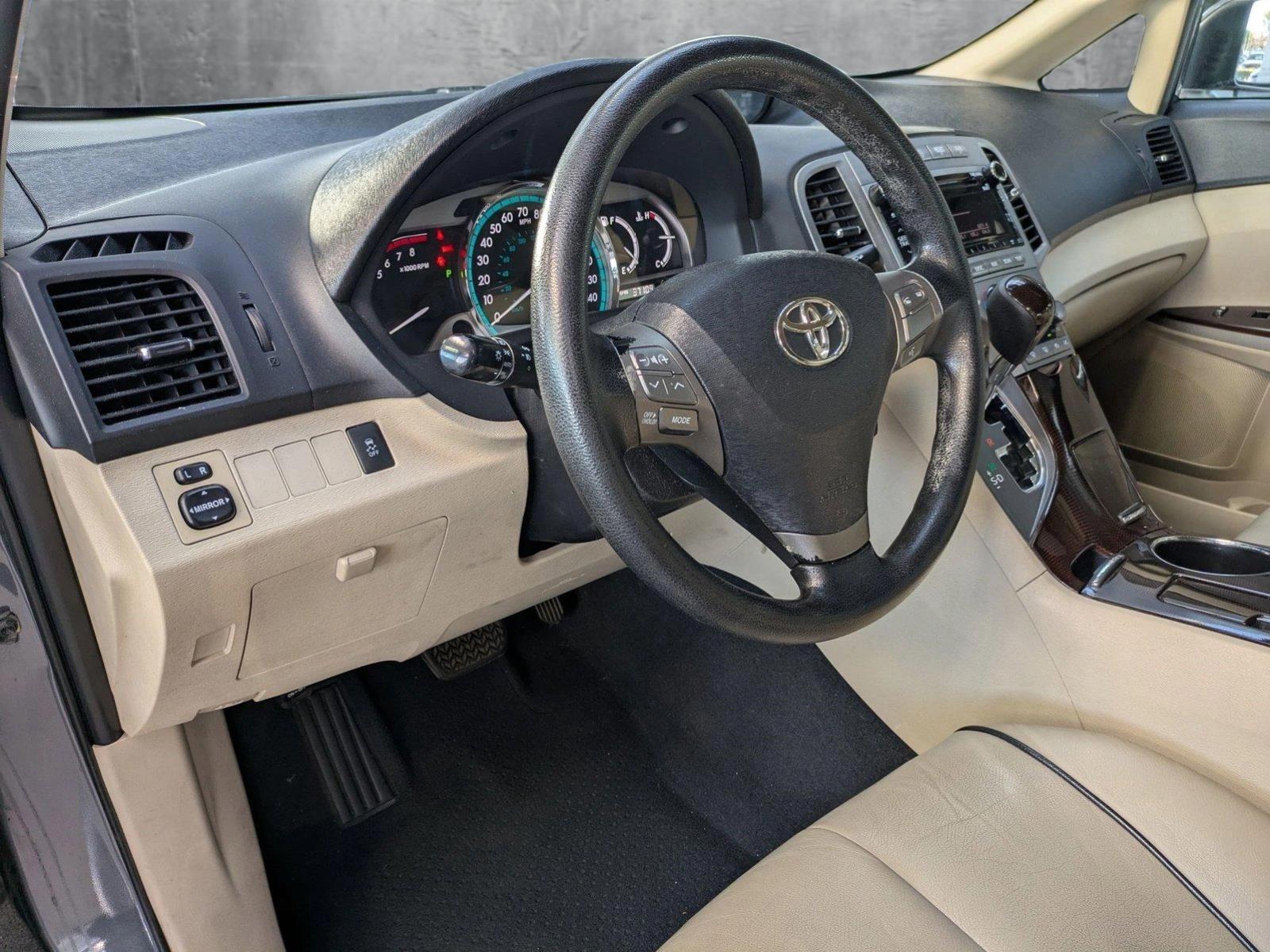 2010 Toyota Venza Vehicle Photo in Tustin, CA 92782