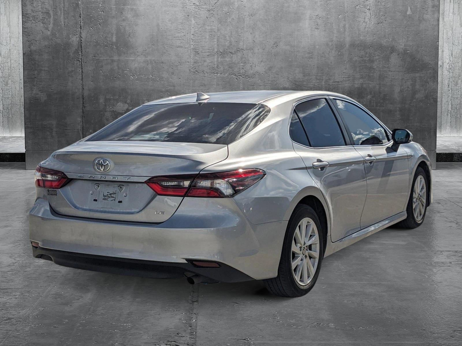 2024 Toyota Camry LE photo 5