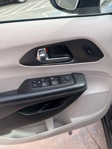 2023 Chrysler Pacifica Vehicle Photo in Winslow, AZ 86047-2439