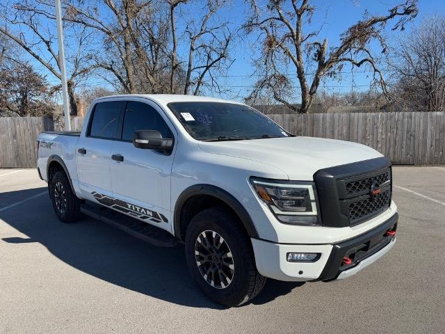 2022 Nissan Titan Vehicle Photo in Tulsa, OK 74129