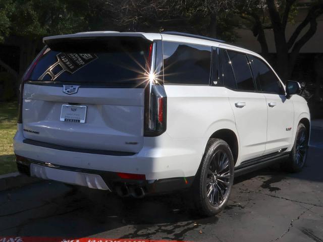 2024 Cadillac Escalade Vehicle Photo in Dallas, TX 75209