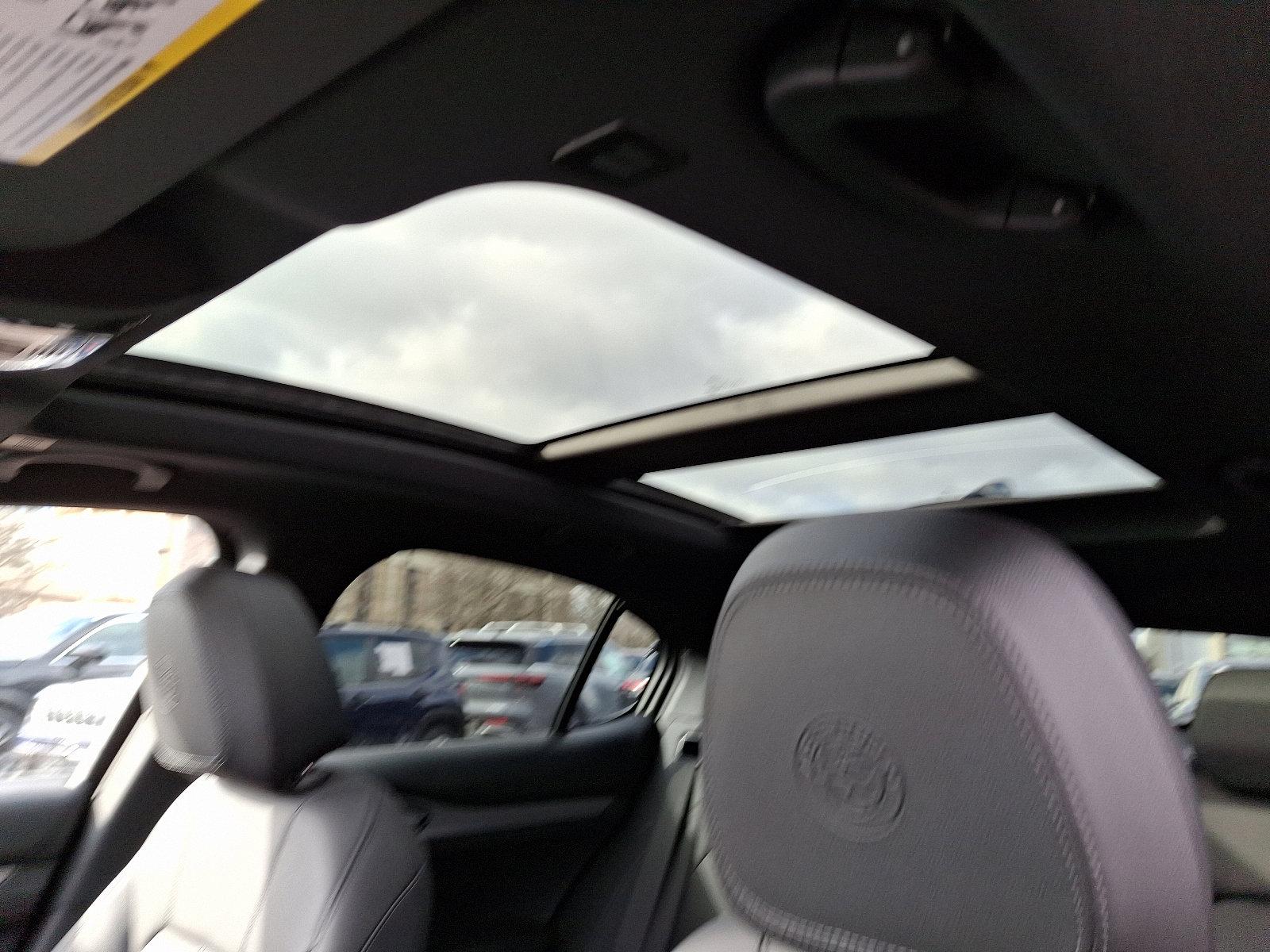 2025 Alfa Romeo Stelvio Vehicle Photo in Willow Grove, PA 19090