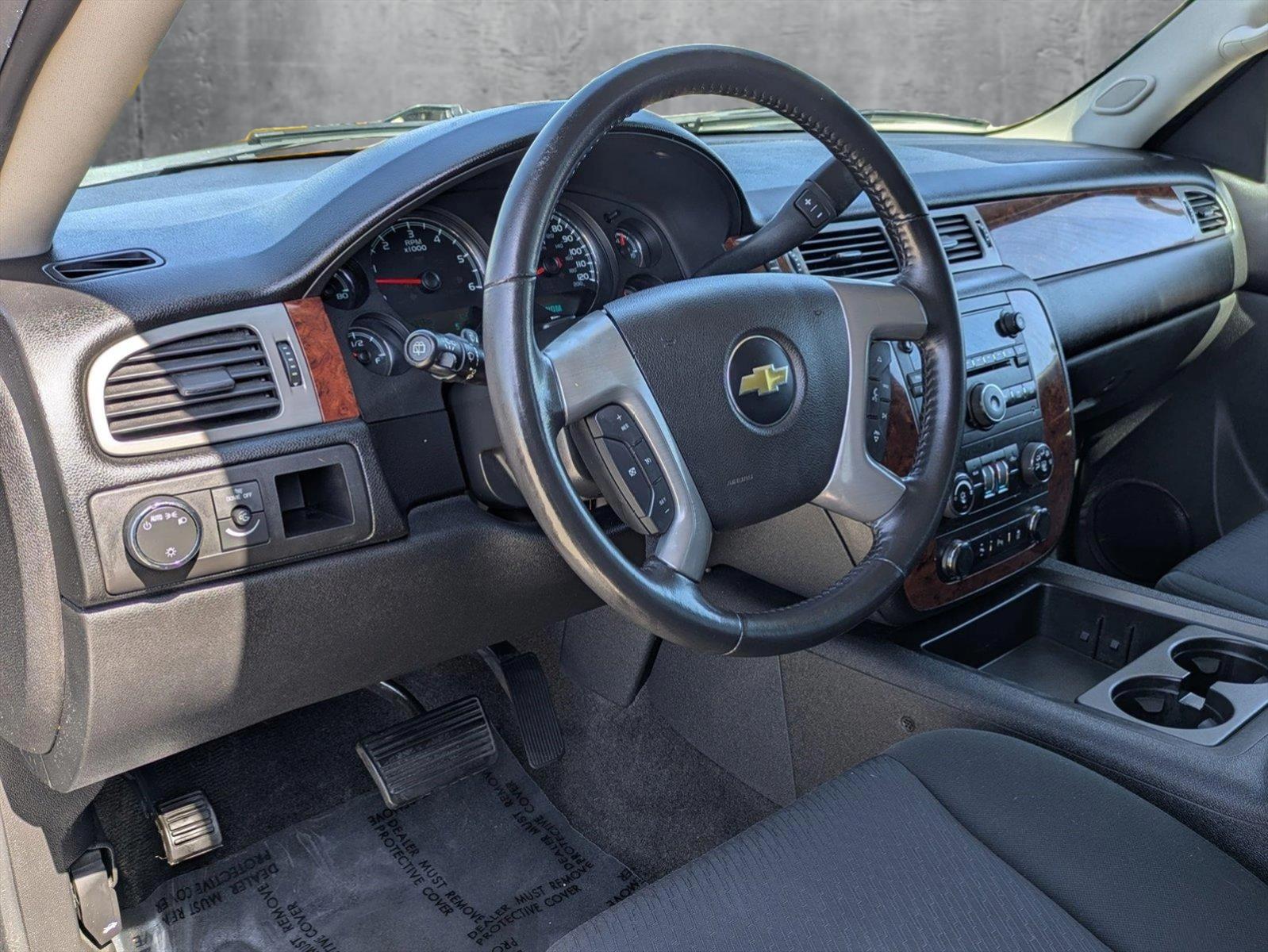 2013 Chevrolet Tahoe Vehicle Photo in Tustin, CA 92782