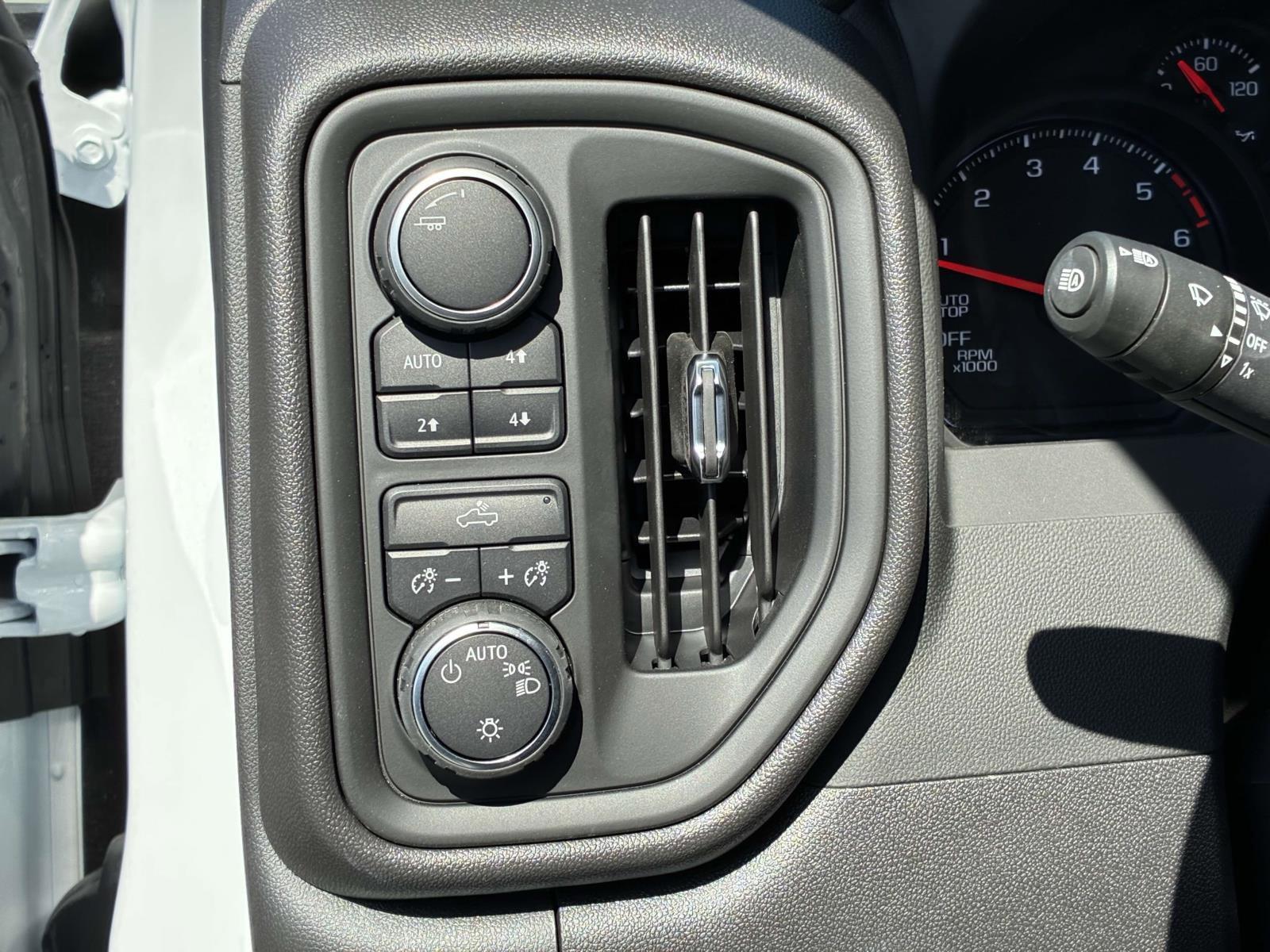 2025 Chevrolet Silverado 1500 Vehicle Photo in LOS ANGELES, CA 90007-3794