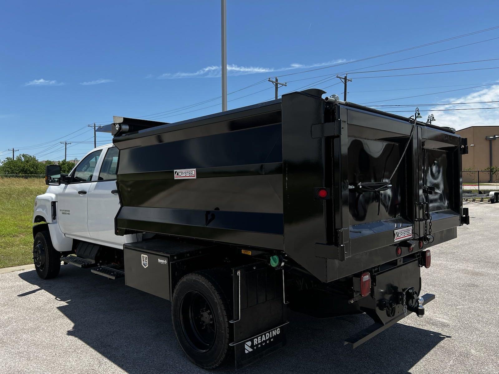 2024 Chevrolet Silverado 5500 HD Vehicle Photo in GEORGETOWN, TX 78626-7508