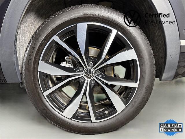 2024 Volkswagen Atlas Cross Sport Vehicle Photo in Puyallup, WA 98371