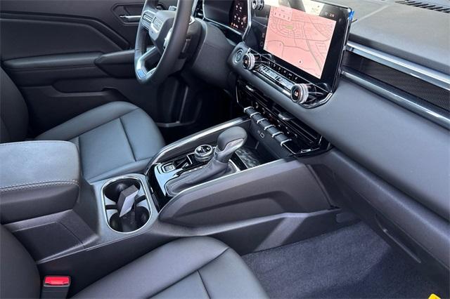 2025 GMC Canyon Vehicle Photo in ELK GROVE, CA 95757-8703