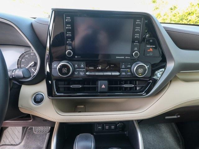 2021 Toyota Highlander Vehicle Photo in HOMOSASSA, FL 34448-1461