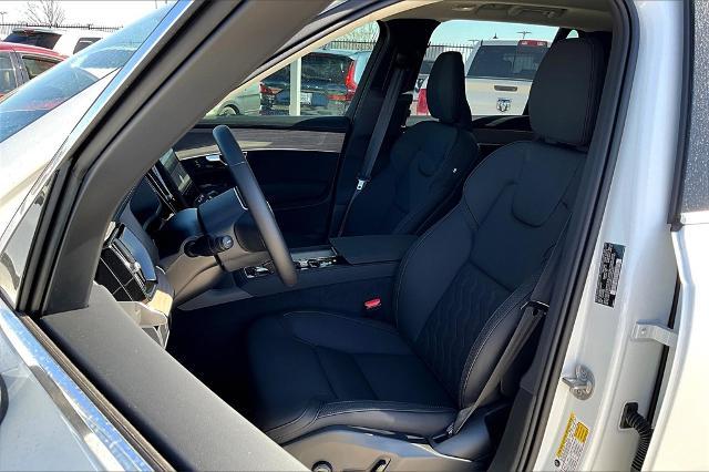2025 Volvo XC90 Vehicle Photo in Grapevine, TX 76051