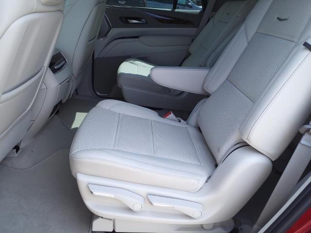 2024 Cadillac Escalade Vehicle Photo in Denton, TX 76205