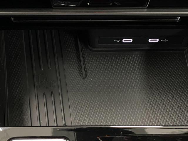 2025 Volkswagen Atlas Vehicle Photo in Appleton, WI 54913