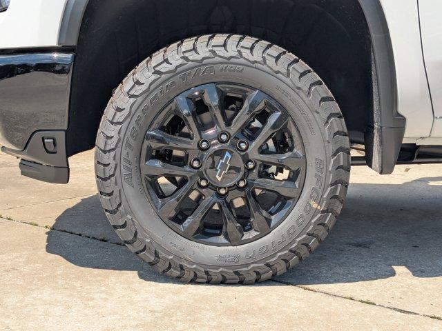 2025 Chevrolet Silverado 2500 HD Vehicle Photo in BRUNSWICK, GA 31525-1881