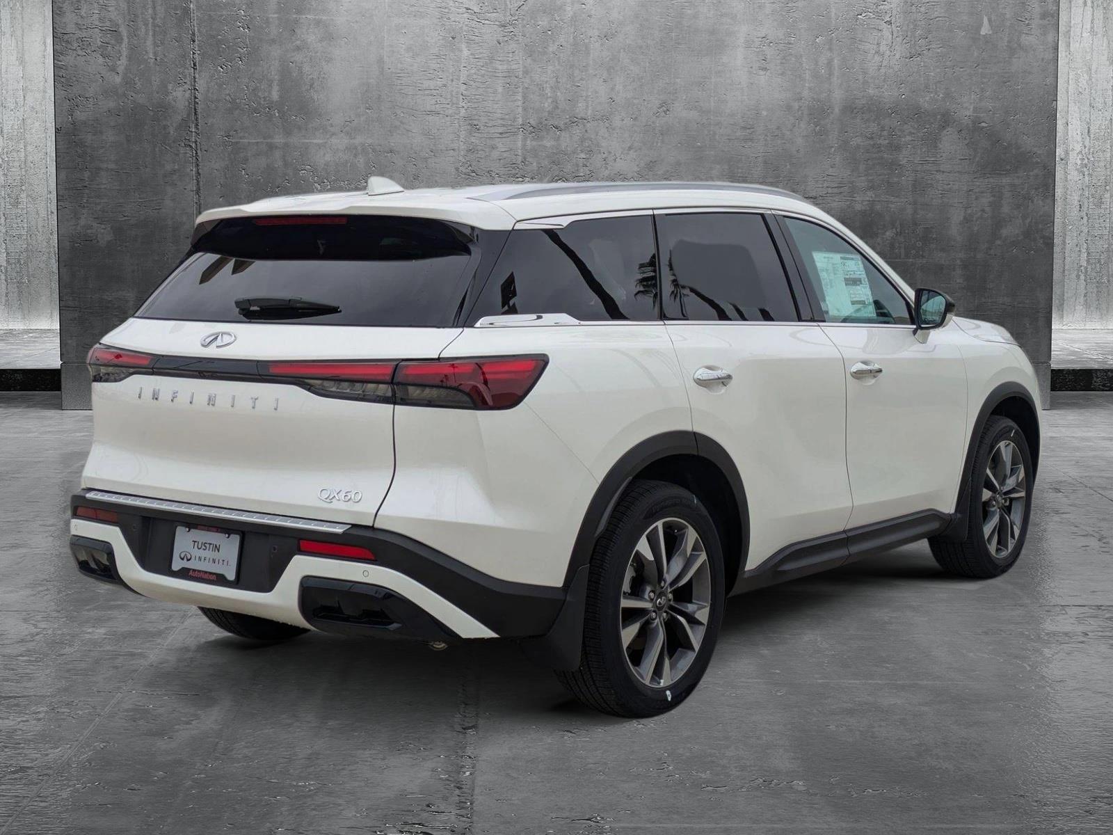 2025 INFINITI QX60 Vehicle Photo in Tustin, CA 92782
