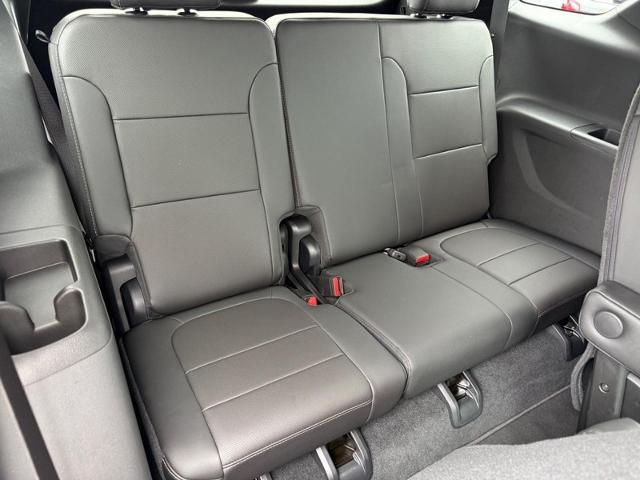 2023 Chevrolet Traverse Vehicle Photo in COLUMBIA, MO 65203-3903