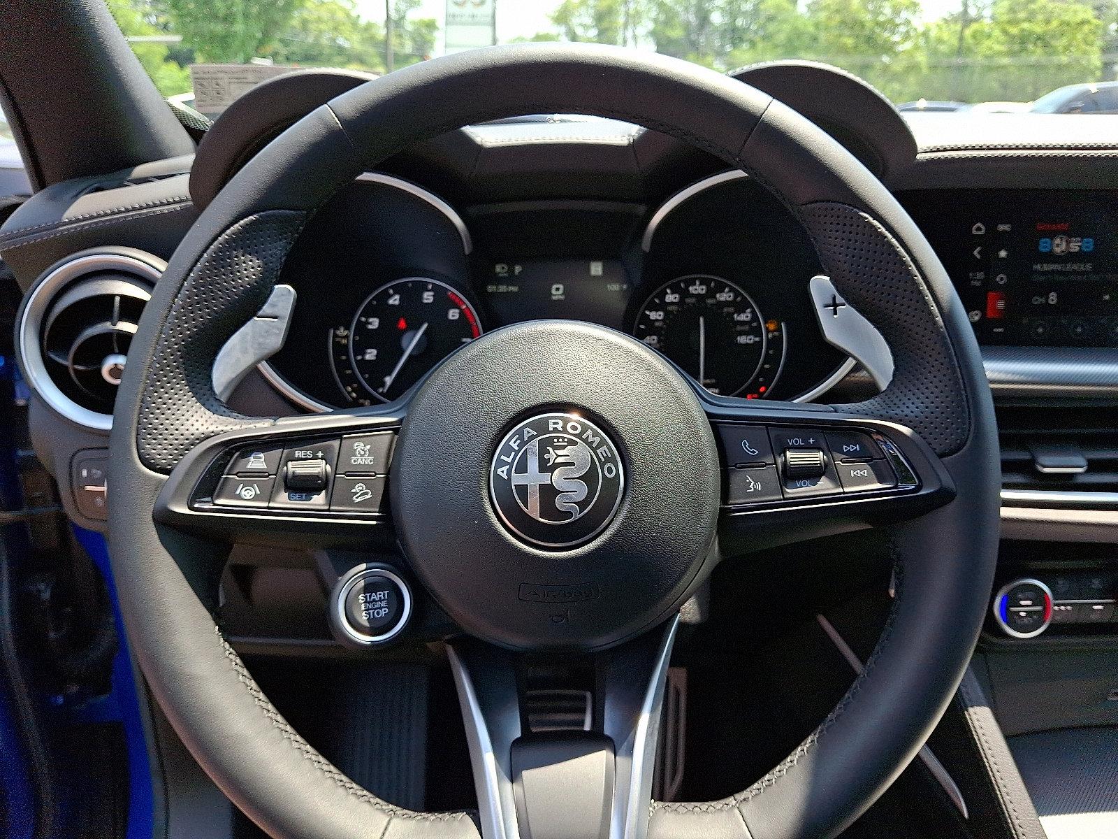 2023 Alfa Romeo Stelvio Vehicle Photo in Willow Grove, PA 19090