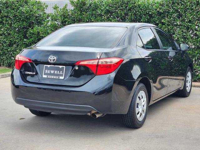 2018 Toyota Corolla Vehicle Photo in HOUSTON, TX 77079