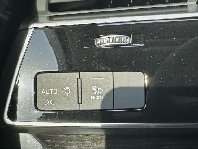 2025 Audi Q7 Vehicle Photo in HOUSTON, TX 77090