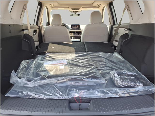 2025 Nissan Rogue Vehicle Photo in Oshkosh, WI 54904