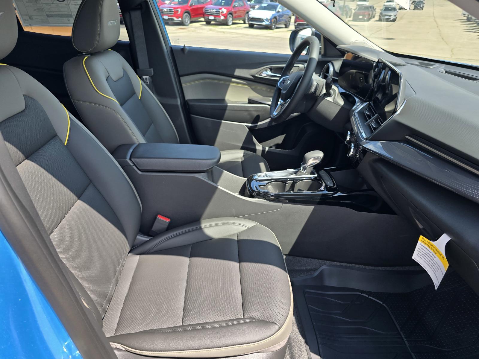 2025 Chevrolet Trax Vehicle Photo in Rolla, MO 65401