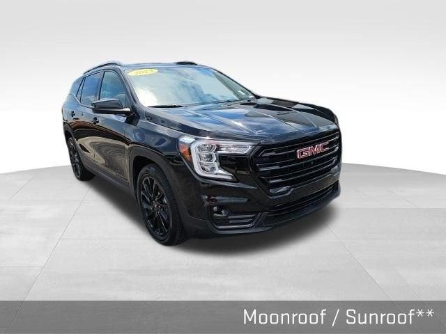 2023 GMC Terrain Vehicle Photo in Fishers, IN 46038
