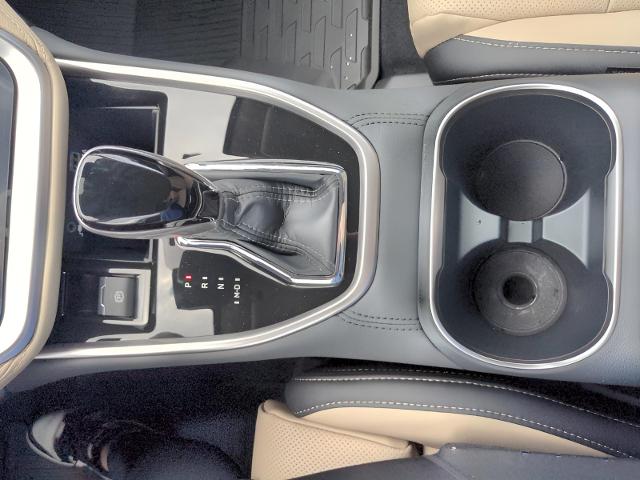 2025 Subaru Outback Vehicle Photo in Green Bay, WI 54304