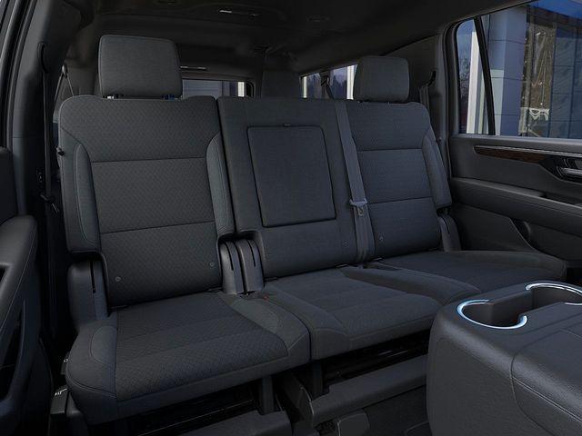 2025 Chevrolet Suburban Vehicle Photo in DANBURY, CT 06810-5034