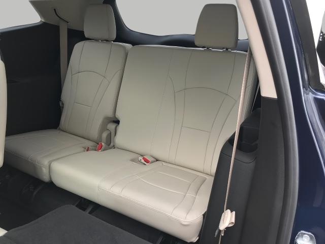 2023 Buick Enclave Vehicle Photo in GREEN BAY, WI 54303-3330